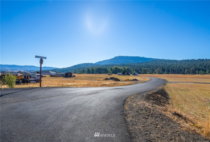 520 Lot E Sunny Meadows, Cle Elum, Washington 98922, 4 Bedrooms Bedrooms, ,2 BathroomsBathrooms,Residential,For Sale,Sunny Meadows,NWM1850800