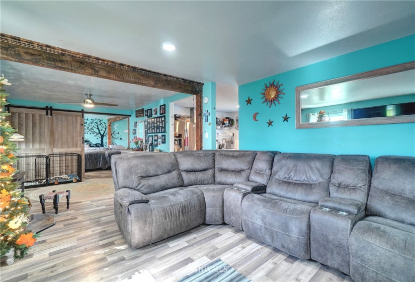 1314 Market, Aberdeen, Washington 98520, 3 Bedrooms Bedrooms, ,1 BathroomBathrooms,Residential,For Sale,Evans and Lewis,Market,NWM1846471