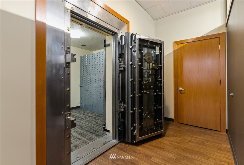 1501 Cornwall, Bellingham, Washington 98225, ,Commercial Sale,For Sale,Cornwall,NWM1851171