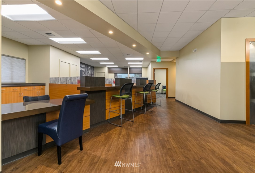1501 Cornwall, Bellingham, Washington 98225, ,Commercial Sale,For Sale,Cornwall,NWM1851171
