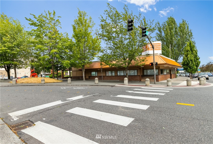 1501 Cornwall, Bellingham, Washington 98225, ,Commercial Sale,For Sale,Cornwall,NWM1851171