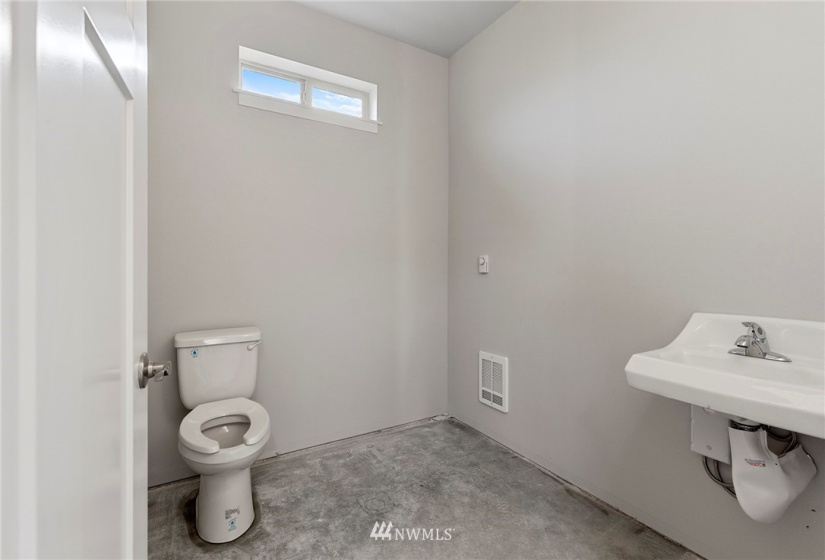 201 Ferry, Sedro Woolley, Washington 98284, ,Commercial Sale,For Sale,Ferry,NWM1851259