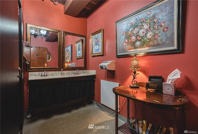416 Myrtle, Mount Vernon, Washington 98273, ,Commercial Sale,For Sale,Myrtle,NWM1843983