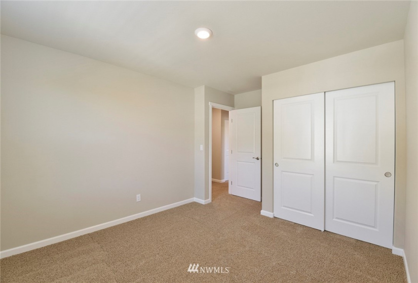 116 Russell, Bremerton, Washington 98312, 5 Bedrooms Bedrooms, ,2 BathroomsBathrooms,Residential,For Sale,Bay Vista,Russell,NWM1851303