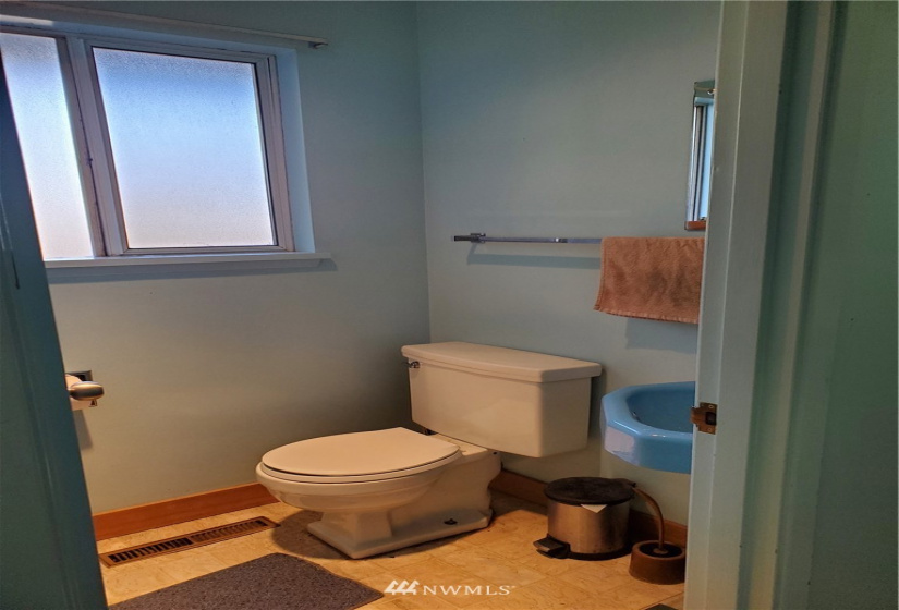 412 Reser, Walla Walla, Washington 99362, ,Residential,For Sale,Reser,NWM1851048