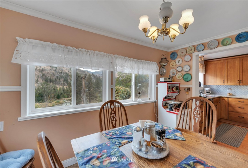 916 B Highway 153, Pateros, Washington 98846, 3 Bedrooms Bedrooms, ,2 BathroomsBathrooms,Residential,For Sale,Bolinger,Highway 153,NWM1851404