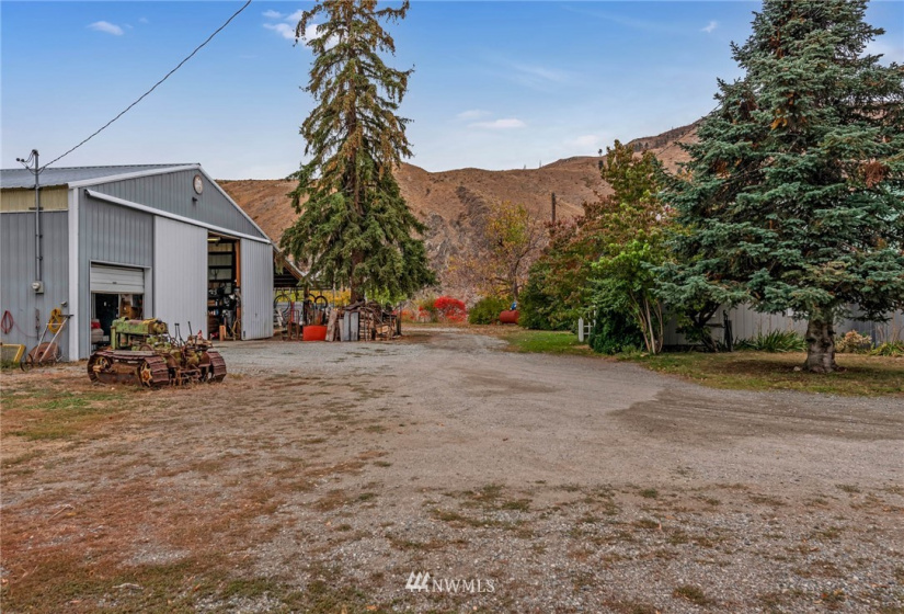 916 B Highway 153, Pateros, Washington 98846, 3 Bedrooms Bedrooms, ,2 BathroomsBathrooms,Residential,For Sale,Bolinger,Highway 153,NWM1851404