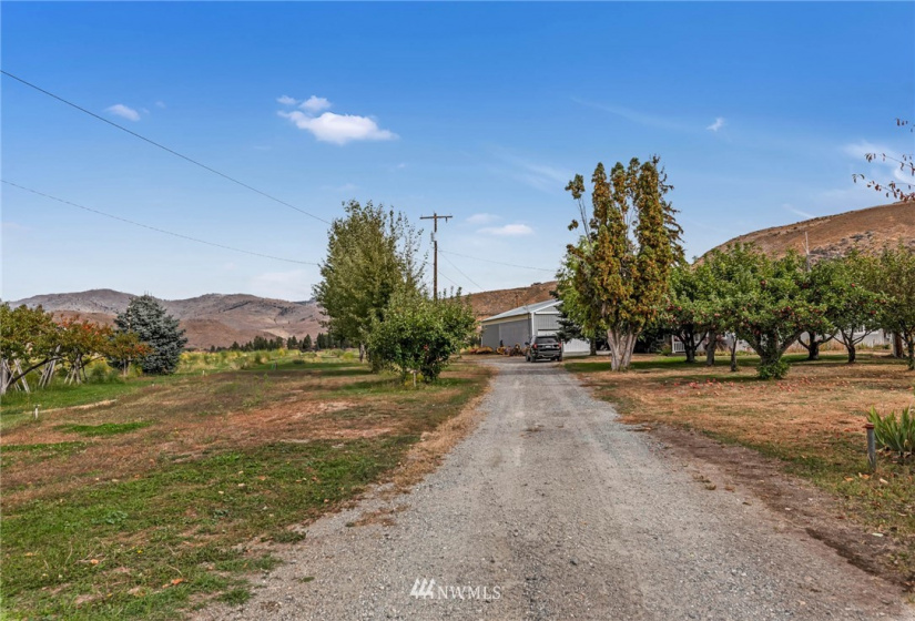 916 B Highway 153, Pateros, Washington 98846, 3 Bedrooms Bedrooms, ,2 BathroomsBathrooms,Residential,For Sale,Bolinger,Highway 153,NWM1851404