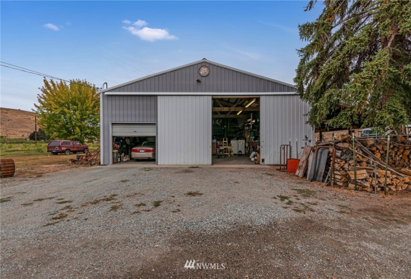 916 B Highway 153, Pateros, Washington 98846, 3 Bedrooms Bedrooms, ,2 BathroomsBathrooms,Residential,For Sale,Bolinger,Highway 153,NWM1851404