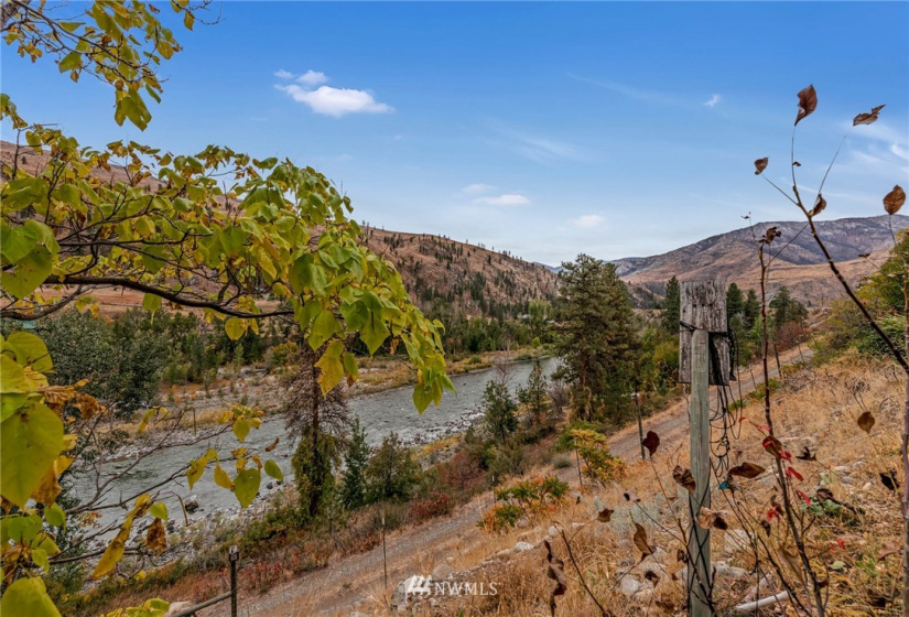 916 B Highway 153, Pateros, Washington 98846, 3 Bedrooms Bedrooms, ,2 BathroomsBathrooms,Residential,For Sale,Bolinger,Highway 153,NWM1851404