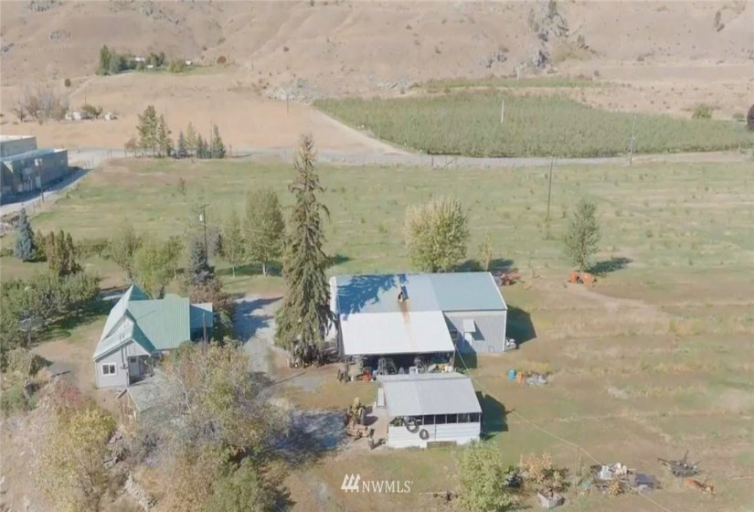 916 B Highway 153, Pateros, Washington 98846, 3 Bedrooms Bedrooms, ,2 BathroomsBathrooms,Residential,For Sale,Bolinger,Highway 153,NWM1851404