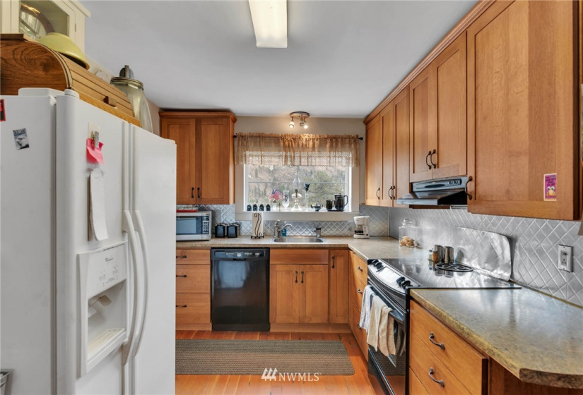 916 B Highway 153, Pateros, Washington 98846, 3 Bedrooms Bedrooms, ,2 BathroomsBathrooms,Residential,For Sale,Bolinger,Highway 153,NWM1851404