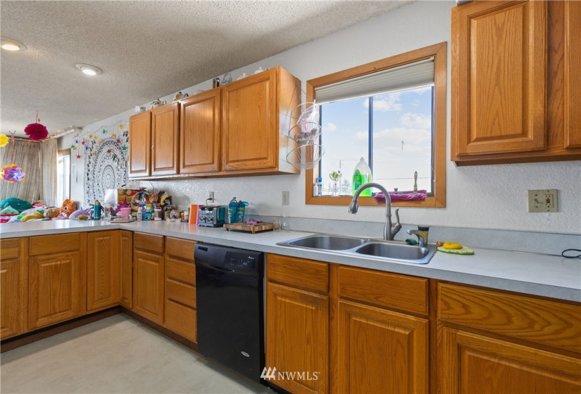 10532 Greenwood, Seattle, Washington 98133, ,Residential Income,For Sale,Greenwood,NWM1851505