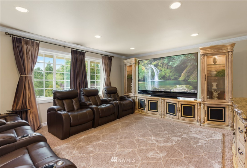 20815 126th, Woodinville, Washington 98077, 4 Bedrooms Bedrooms, ,3 BathroomsBathrooms,Residential,For Sale,126th,NWM1851458