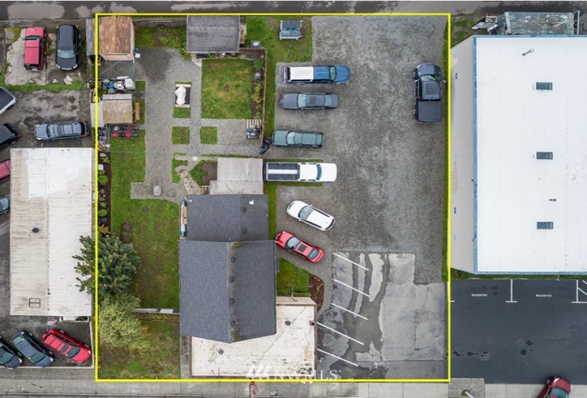 2318 Broadway, Everett, Washington 98201, ,Commercial Sale,For Sale,Broadway,NWM1850761