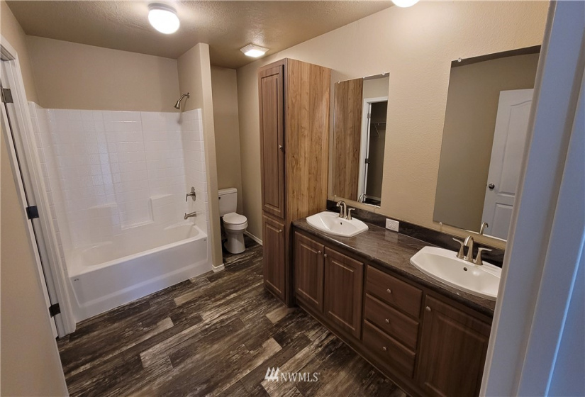 51 Freedom, Shelton, Washington 98584, 2 Bedrooms Bedrooms, ,2 BathroomsBathrooms,Residential,For Sale,Freedom,NWM1851730