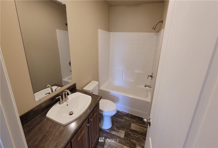 51 Freedom, Shelton, Washington 98584, 2 Bedrooms Bedrooms, ,2 BathroomsBathrooms,Residential,For Sale,Freedom,NWM1851730