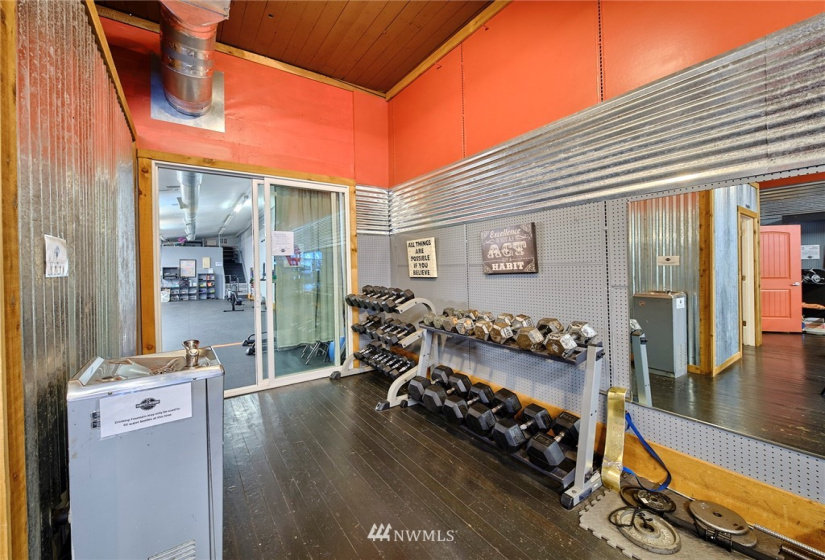 173 1st, Kalama, Washington 98625, ,Commercial Sale,For Sale,1st,NWM1851797