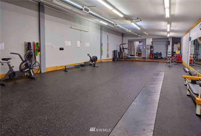 173 1st, Kalama, Washington 98625, ,Commercial Sale,For Sale,1st,NWM1851797