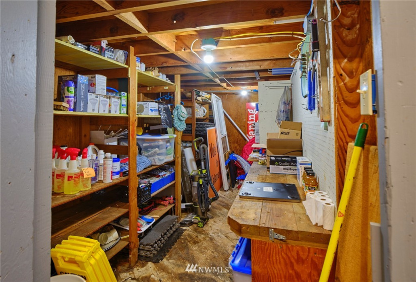 173 1st, Kalama, Washington 98625, ,Commercial Sale,For Sale,1st,NWM1851797