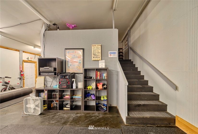 173 1st, Kalama, Washington 98625, ,Commercial Sale,For Sale,1st,NWM1851797