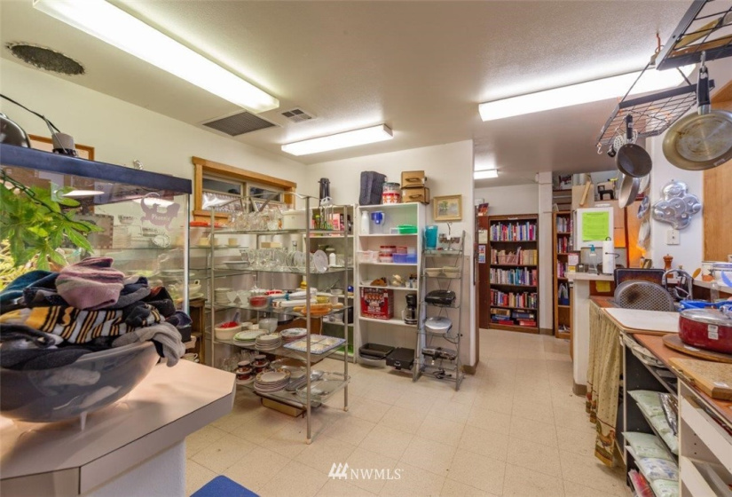 10632 Rhody, Port Hadlock, Washington 98339, ,Business Opportunity,For Sale,Rhody,NWM1852313