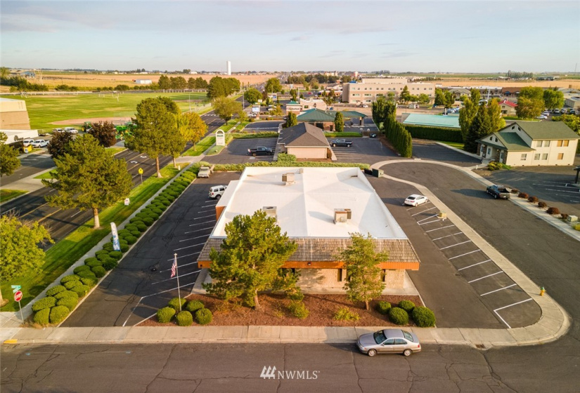 1418 S Pioneer, Moses Lake, Washington 98837, ,Commercial Sale,For Sale,Pioneer,NWM1851372