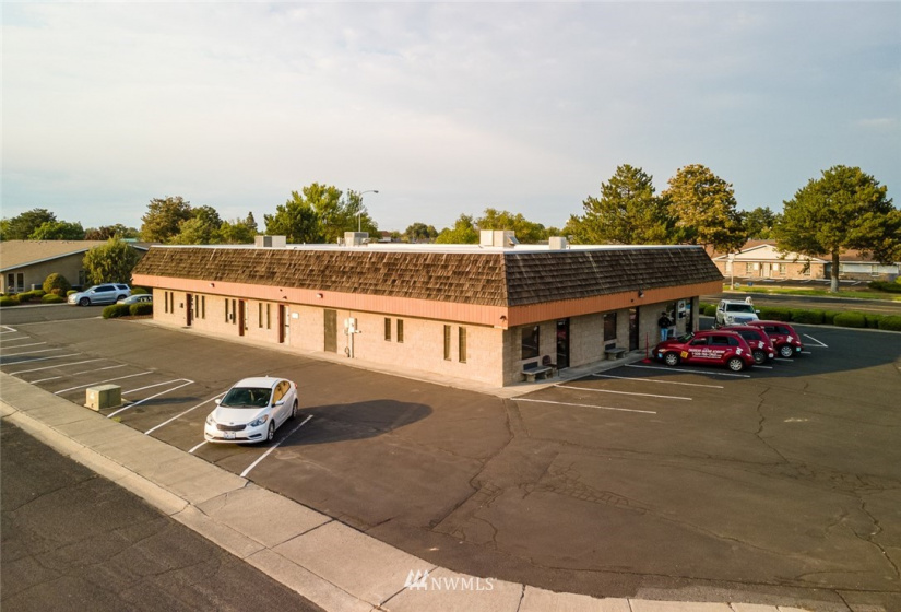 1418 S Pioneer, Moses Lake, Washington 98837, ,Commercial Sale,For Sale,Pioneer,NWM1851372