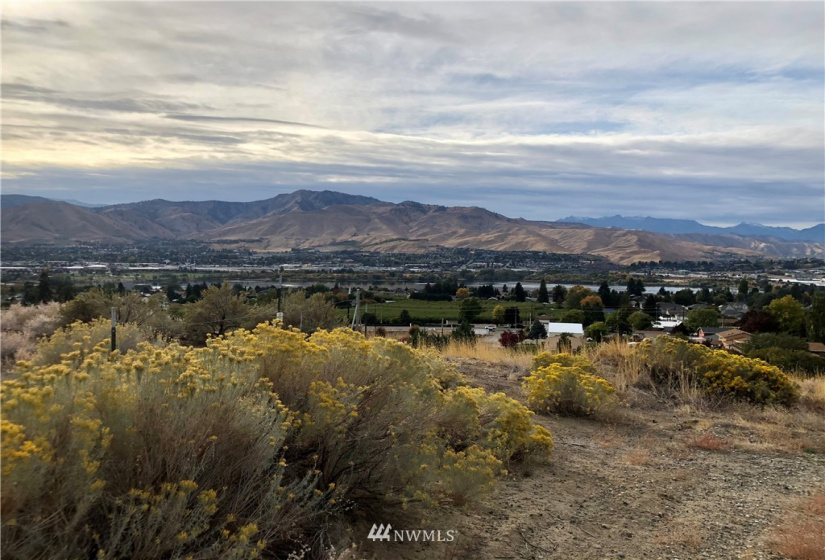 3033 Vine, East Wenatchee, Washington 98802, ,Land,For Sale,Parkview Short Plat,Vine,NWM1849247