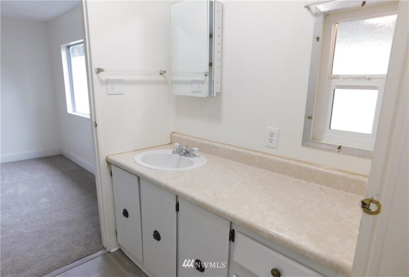 11217 125th, Puyallup, Washington 98374, 3 Bedrooms Bedrooms, ,1 BathroomBathrooms,Manufactured In Park,For Sale,125th,NWM1851938