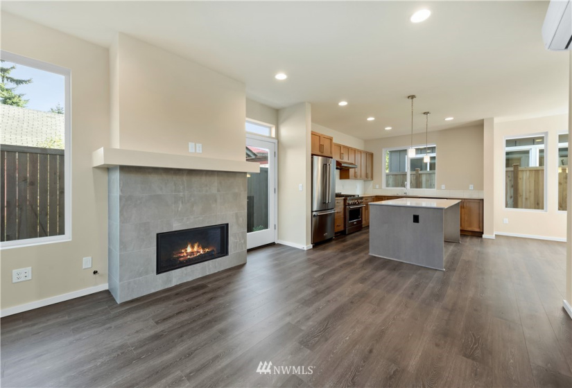 9243 14th, Seattle, Washington 98117, 3 Bedrooms Bedrooms, ,2 BathroomsBathrooms,Residential Lease,For Rent,Ivy Hill,14th,NWM1852459