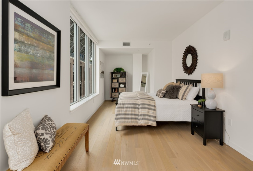 590 1st, Seattle, Washington 98104, 2 Bedrooms Bedrooms, ,1 BathroomBathrooms,Residential,For Sale,Gridiron,1st,NWM1851974