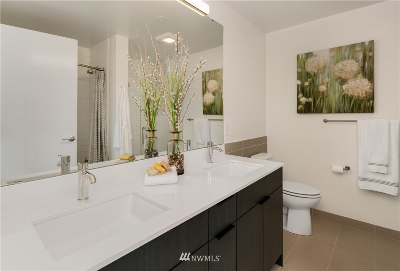 590 1st, Seattle, Washington 98104, 2 Bedrooms Bedrooms, ,1 BathroomBathrooms,Residential,For Sale,Gridiron,1st,NWM1851974