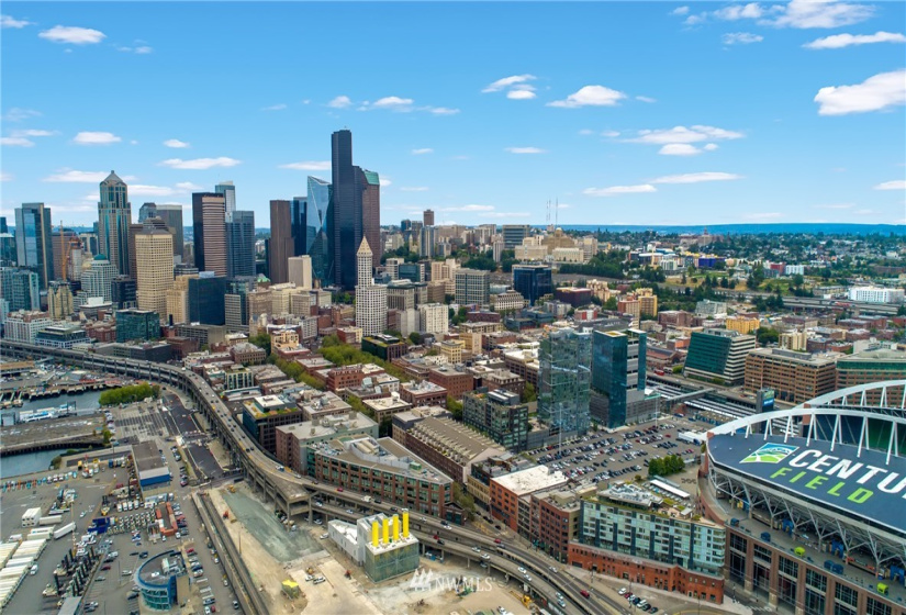 590 1st, Seattle, Washington 98104, 2 Bedrooms Bedrooms, ,1 BathroomBathrooms,Residential,For Sale,Gridiron,1st,NWM1851974