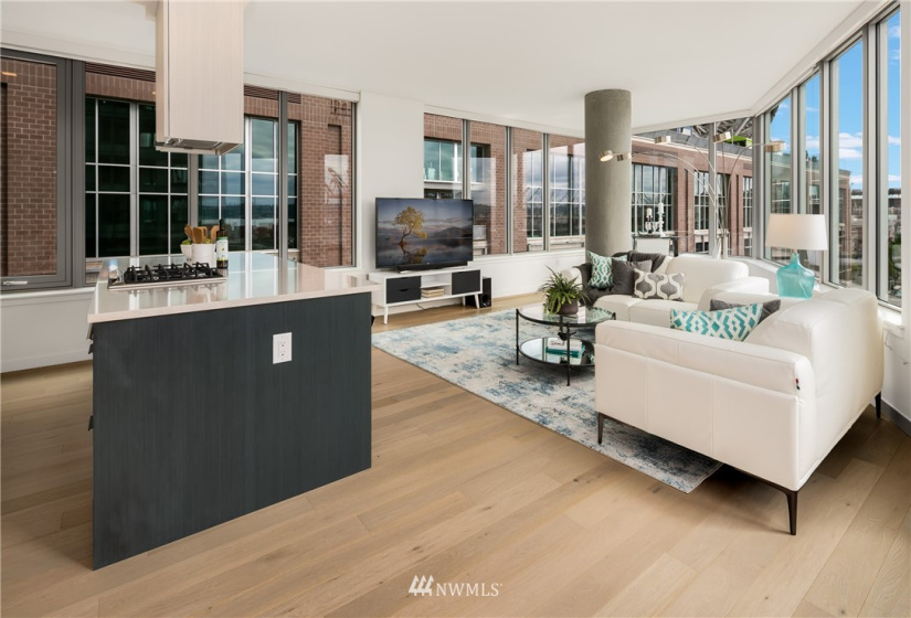 590 1st, Seattle, Washington 98104, 2 Bedrooms Bedrooms, ,1 BathroomBathrooms,Residential,For Sale,Gridiron,1st,NWM1851974