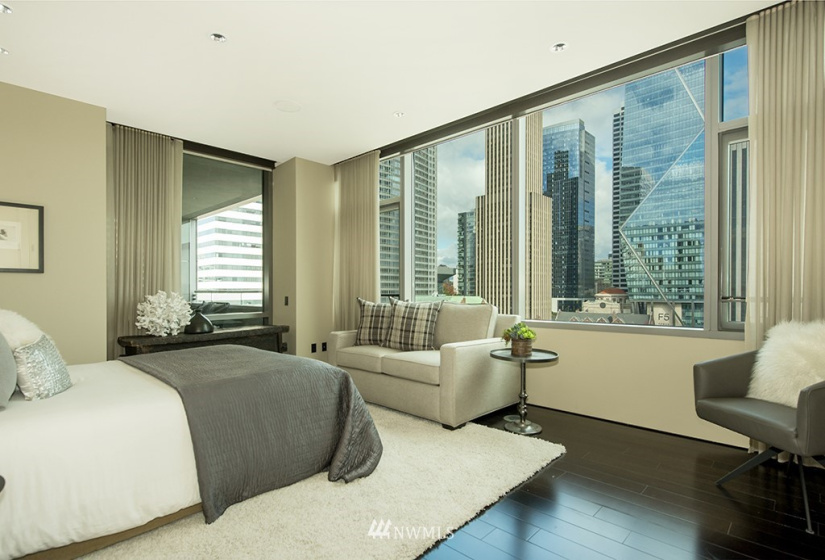 715 2nd, Seattle, Washington 98104, 2 Bedrooms Bedrooms, ,2 BathroomsBathrooms,Residential,For Sale,Millennium Tower,2nd,NWM1851993