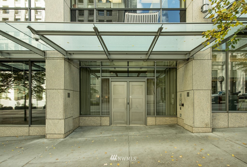 715 2nd, Seattle, Washington 98104, 2 Bedrooms Bedrooms, ,2 BathroomsBathrooms,Residential,For Sale,Millennium Tower,2nd,NWM1851993