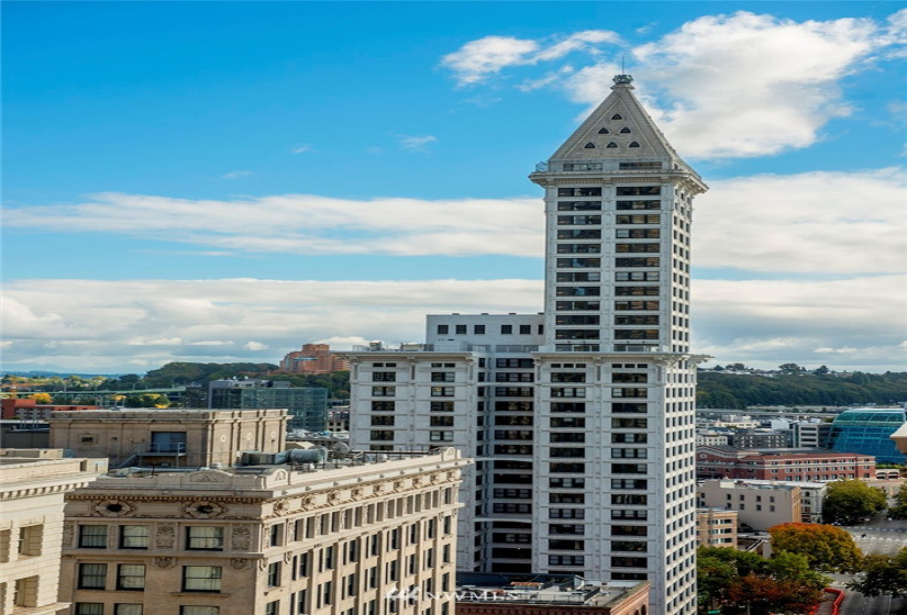 715 2nd, Seattle, Washington 98104, 2 Bedrooms Bedrooms, ,2 BathroomsBathrooms,Residential,For Sale,Millennium Tower,2nd,NWM1851993