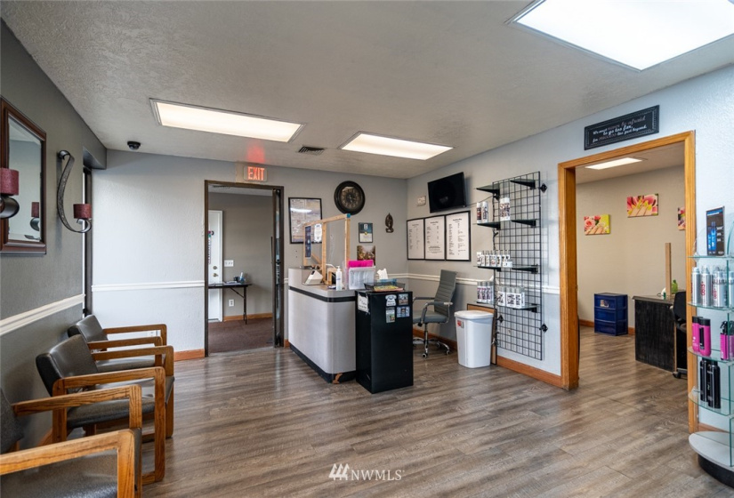 1418 Pioneer, Moses Lake, Washington 98837, ,Business Opportunity,For Sale,Pioneer,NWM1851373
