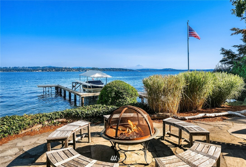 4102 55th, Seattle, Washington 98105, 5 Bedrooms Bedrooms, ,3 BathroomsBathrooms,Residential,For Sale,Palisades Add,55th,NWM1852770