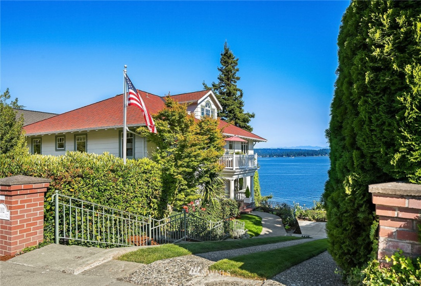 4102 55th, Seattle, Washington 98105, 5 Bedrooms Bedrooms, ,3 BathroomsBathrooms,Residential,For Sale,Palisades Add,55th,NWM1852770