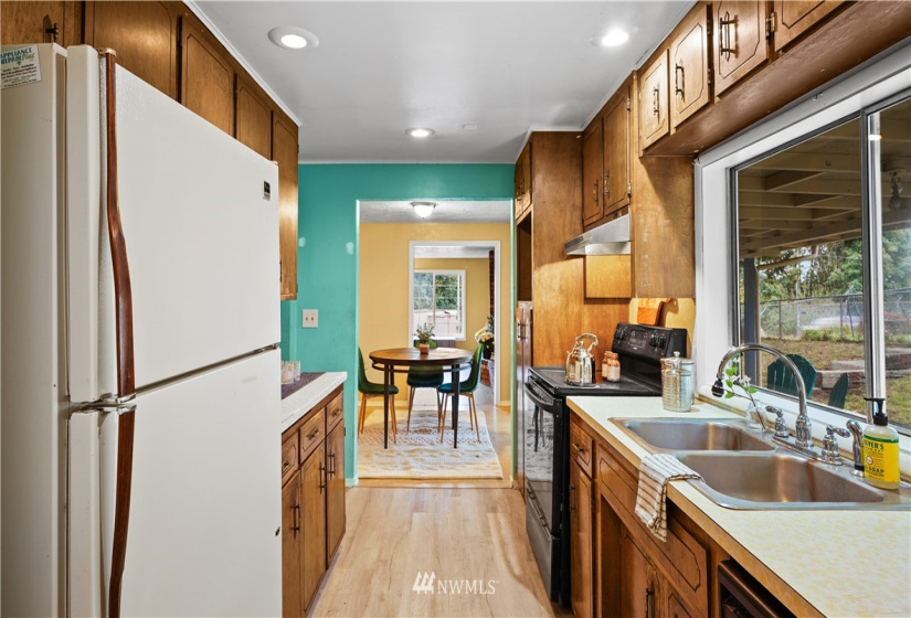 102 Poplar, Shelton, Washington 98584, 4 Bedrooms Bedrooms, ,1 BathroomBathrooms,Residential,For Sale,Poplar,NWM1851904