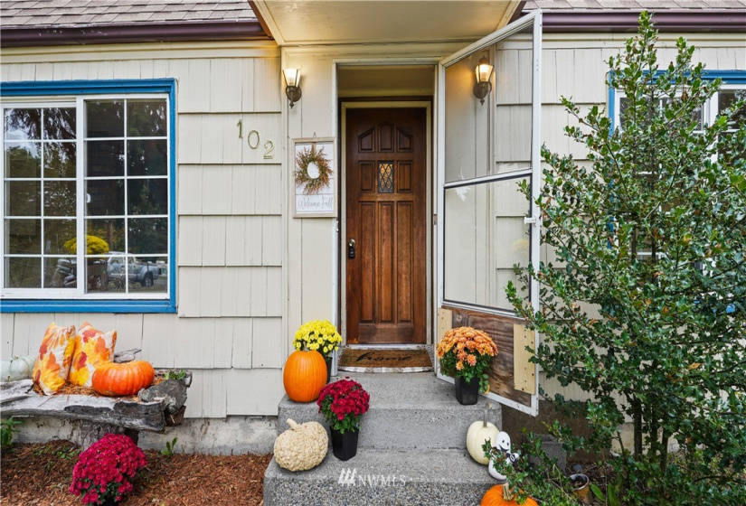 102 Poplar, Shelton, Washington 98584, 4 Bedrooms Bedrooms, ,1 BathroomBathrooms,Residential,For Sale,Poplar,NWM1851904