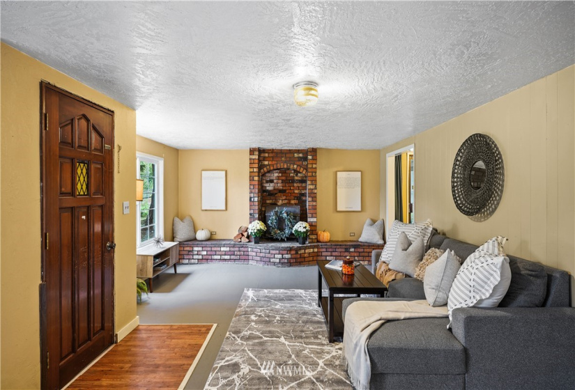 102 Poplar, Shelton, Washington 98584, 4 Bedrooms Bedrooms, ,1 BathroomBathrooms,Residential,For Sale,Poplar,NWM1851904