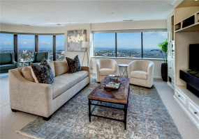 1301 Spring, Seattle, Washington 98104, 2 Bedrooms Bedrooms, ,1 BathroomBathrooms,Residential,For Sale,First Hill Plaza,Spring,NWM1848682