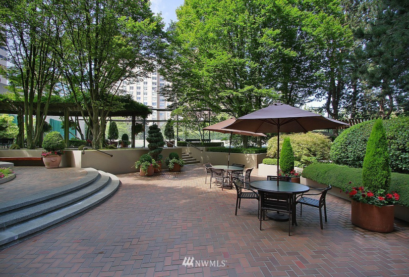 1301 Spring, Seattle, Washington 98104, 2 Bedrooms Bedrooms, ,Residential,For Sale,First Hill Plaza,Spring,NWM1848696