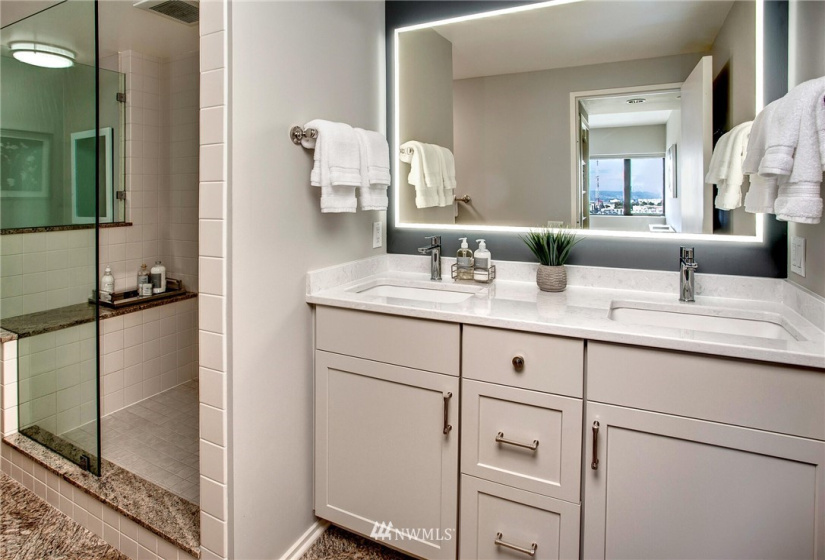 1301 Spring, Seattle, Washington 98104, 2 Bedrooms Bedrooms, ,Residential,For Sale,First Hill Plaza,Spring,NWM1853229