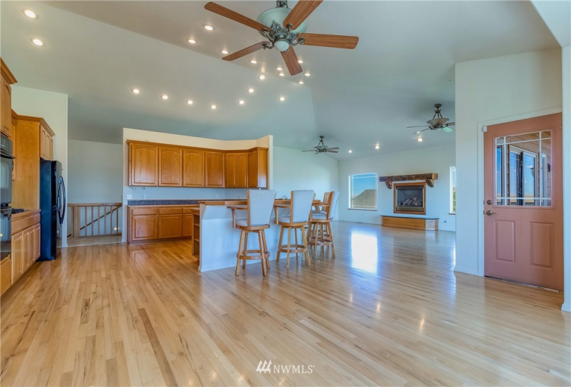 5452 Frog Hollow, Walla Walla, Washington 99362, 4 Bedrooms Bedrooms, ,4 BathroomsBathrooms,Residential,For Sale,Frog Hollow,NWM1852460