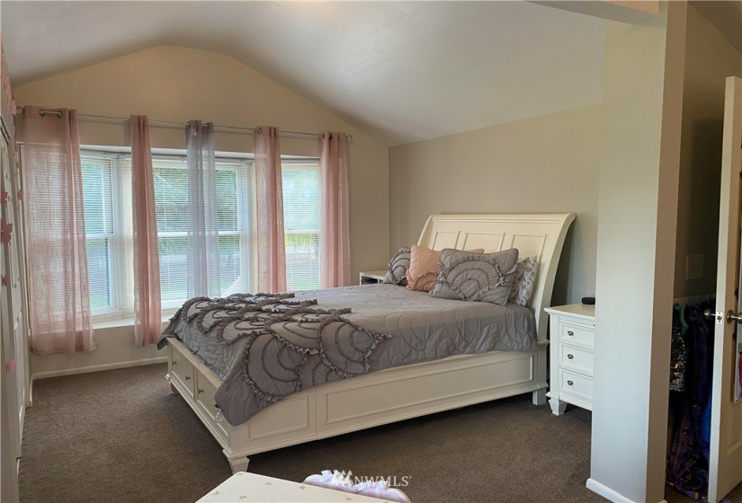 20205 87th, Snohomish, Washington 98296, 3 Bedrooms Bedrooms, ,2 BathroomsBathrooms,Residential,For Sale,87th,NWM1852539