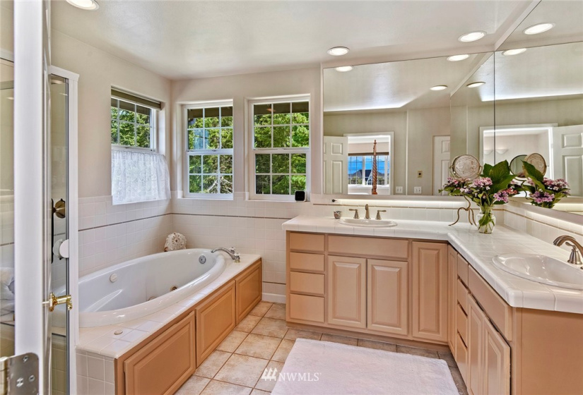 4288 Lookout, Poulsbo, Washington 98370, 3 Bedrooms Bedrooms, ,2 BathroomsBathrooms,Residential,For Sale,Lookout,NWM1852482